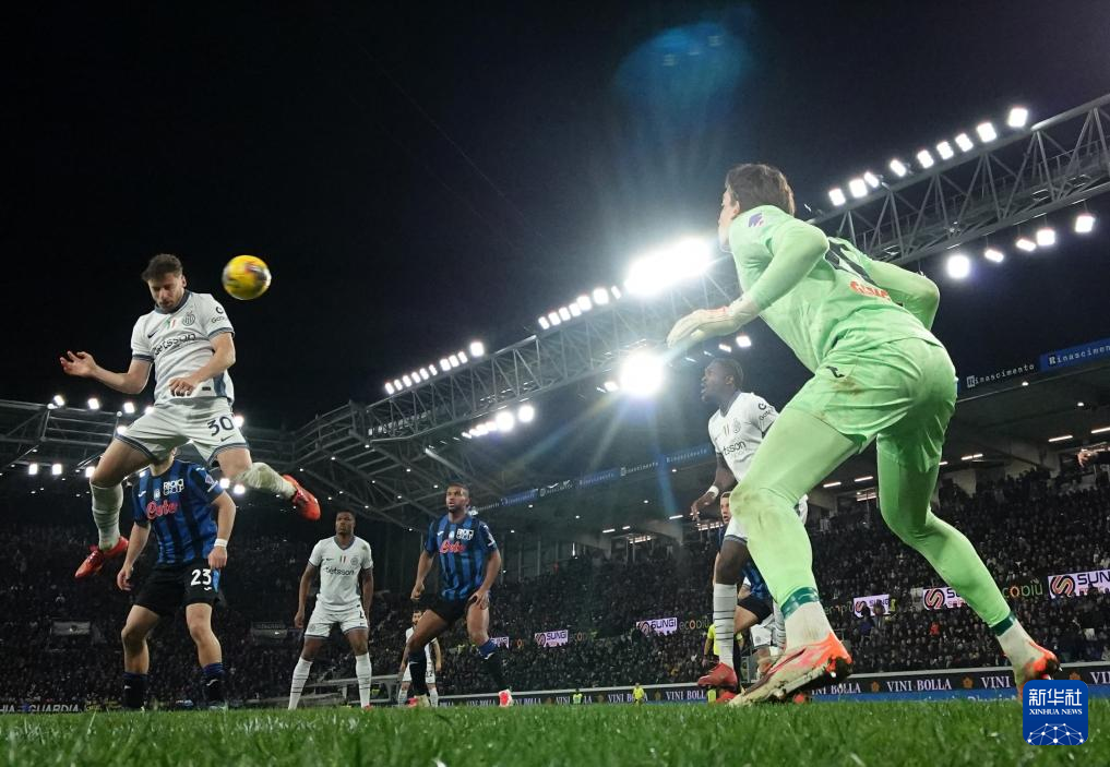 国际米兰客场大胜亚特兰大,扩大领先优势(2021年09月26日 国际米兰 vs 亚特兰大高清直播) 国际米兰客场大胜亚特兰大,扩大领先优势(2021年09月26日 国际米兰 vs 亚特兰大高清直播)