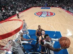 劲爆对抗!雄鹿大胜活塞,继续领跑东部榜首的简单介绍 劲爆对抗!雄鹿大胜活塞,继续领跑东部榜首的简单介绍