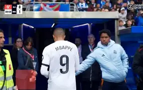 关于卡利亚里连续不败，稳固联赛中游位置的信息