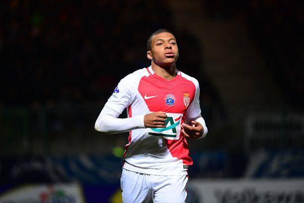 摩纳哥年轻新秀亚历山大即将加盟西甲劲旅(摩纳哥主教练雅尔丁) 摩纳哥年轻新秀亚历山大即将加盟西甲劲旅(摩纳哥主教练雅尔丁)