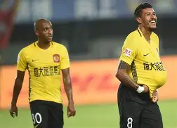 恒大主场大胜！保利尼奥双响，卡纳瓦罗笑逐颜开的简单介绍