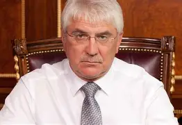 阿尔帕切乱势难续，卫冕冠军失势速降(突营射杀呼延将独领残兵千骑归)